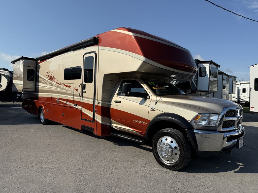 2019 RAM 5500 Image 46