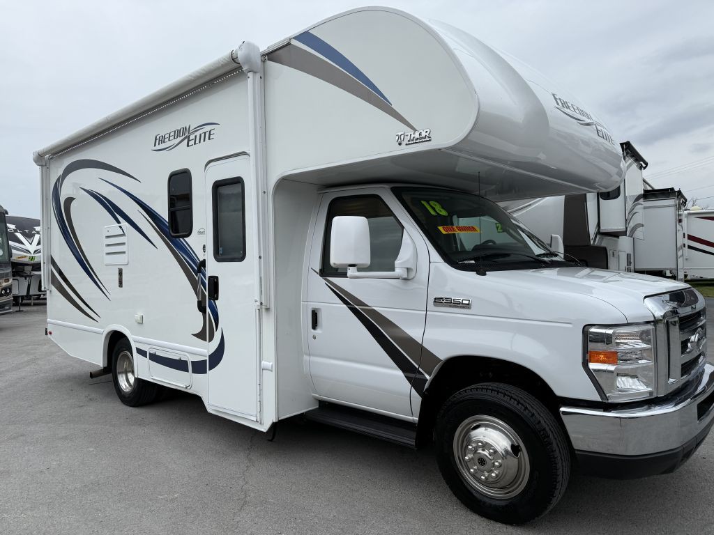 2018 Ford Econoline Image 33