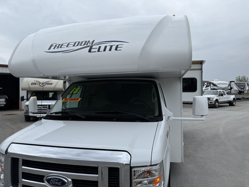 2018 Ford Econoline Image 36