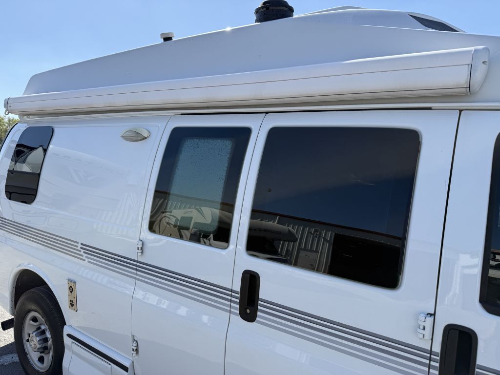 2016 Chevrolet Express Image 15