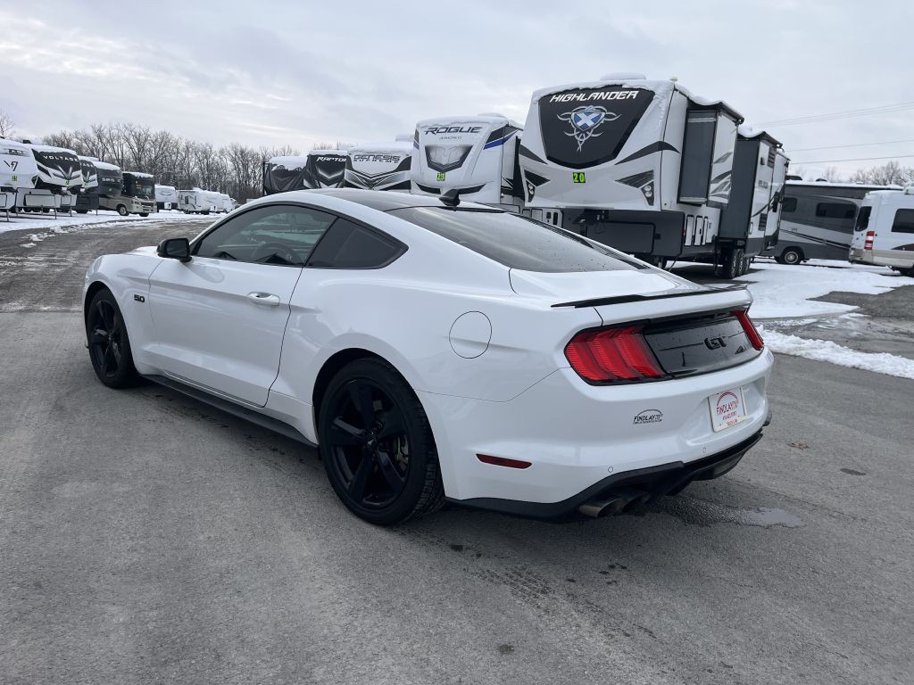 2021 Ford Mustang Image 5