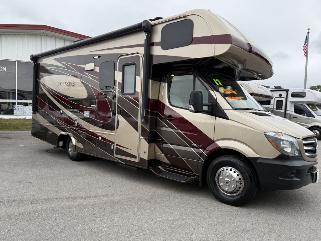 2017 Mercedes-Benz Sprinter Image 2