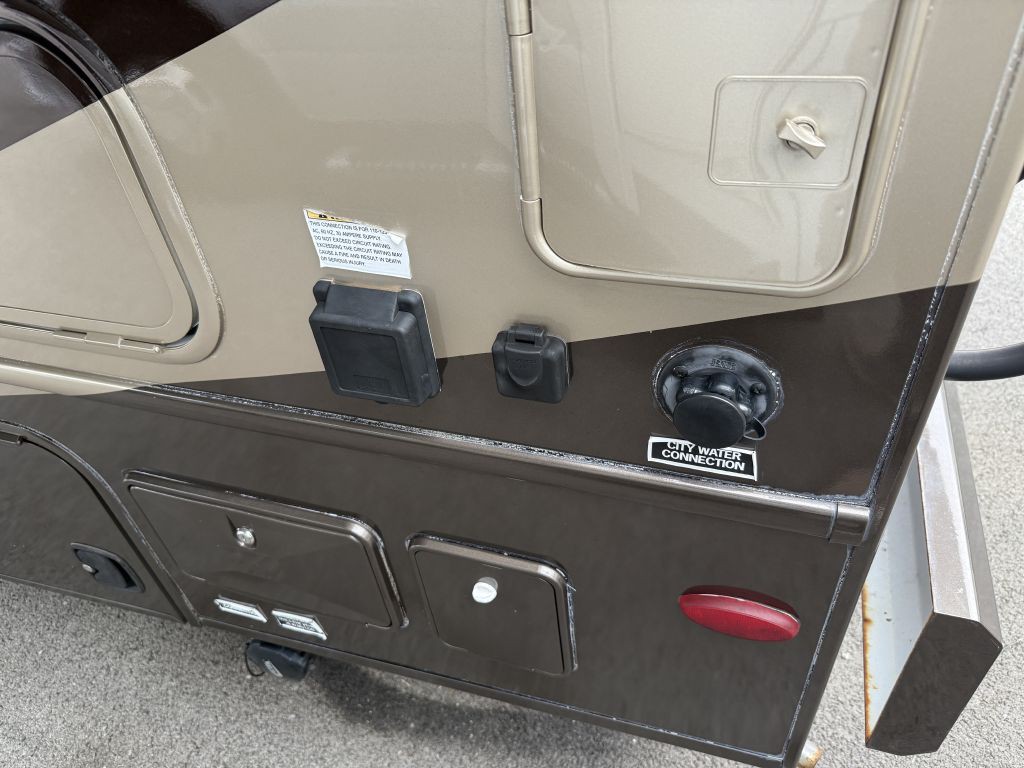 2017 Mercedes-Benz Sprinter Image 12