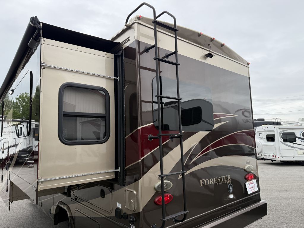 2017 Mercedes-Benz Sprinter Image 29