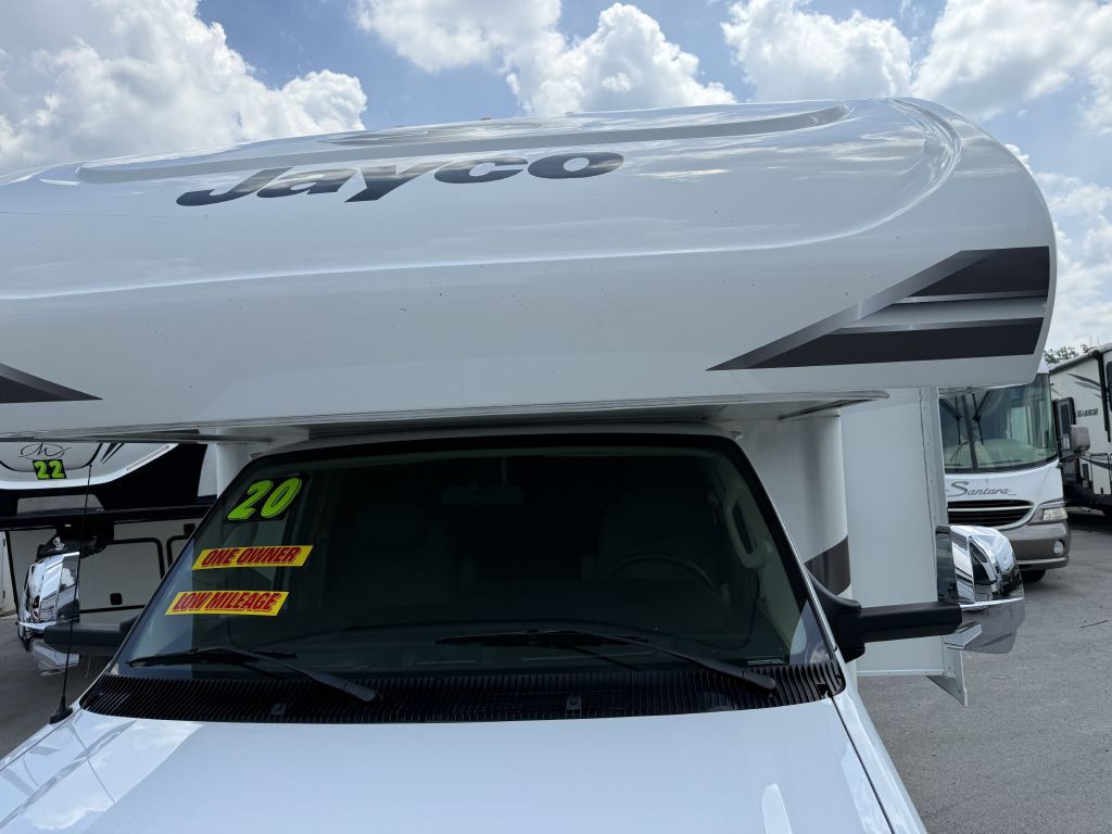 2020 Ford Econoline Image 29