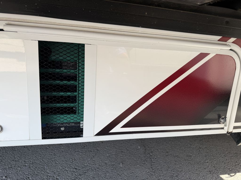 2021 Ford Econoline Image 13
