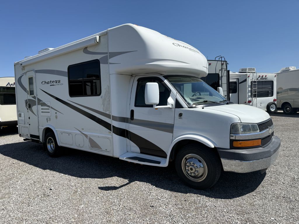 2006 Chevrolet Express Image 1