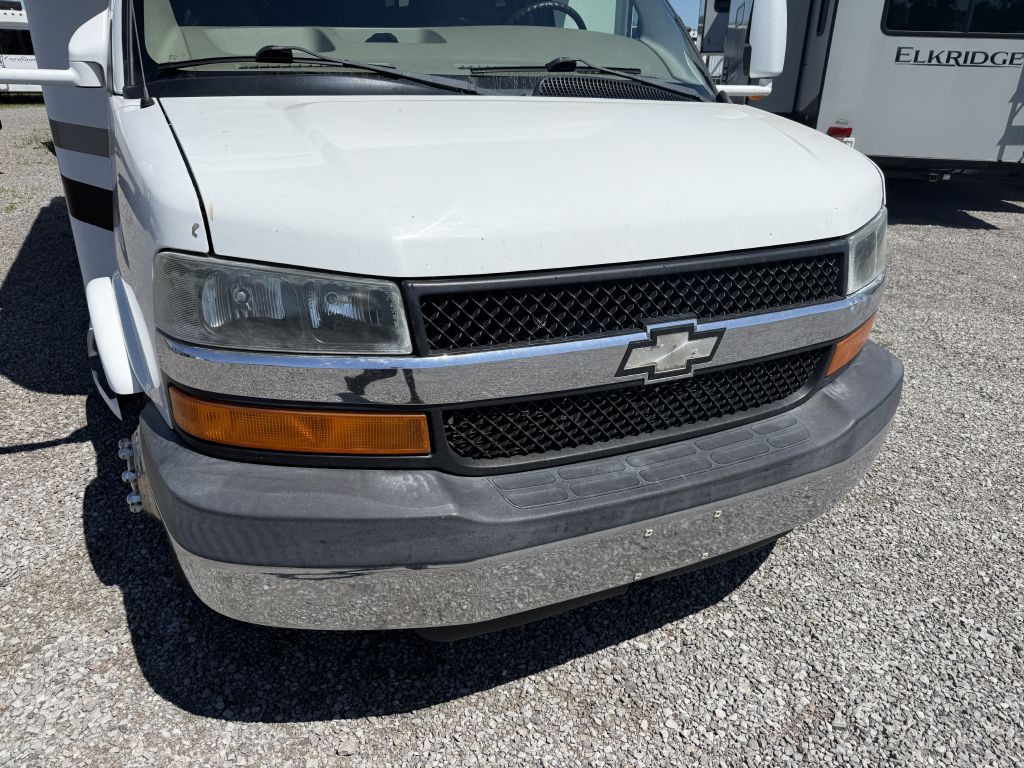 2006 Chevrolet Express Image 12