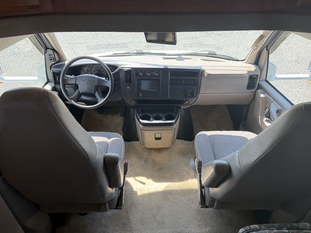 2006 Chevrolet Express Image 14