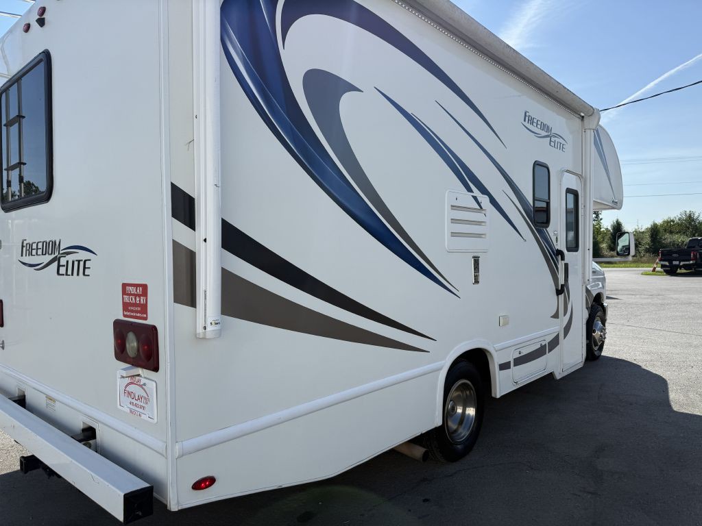 2018 Ford Econoline Image 22
