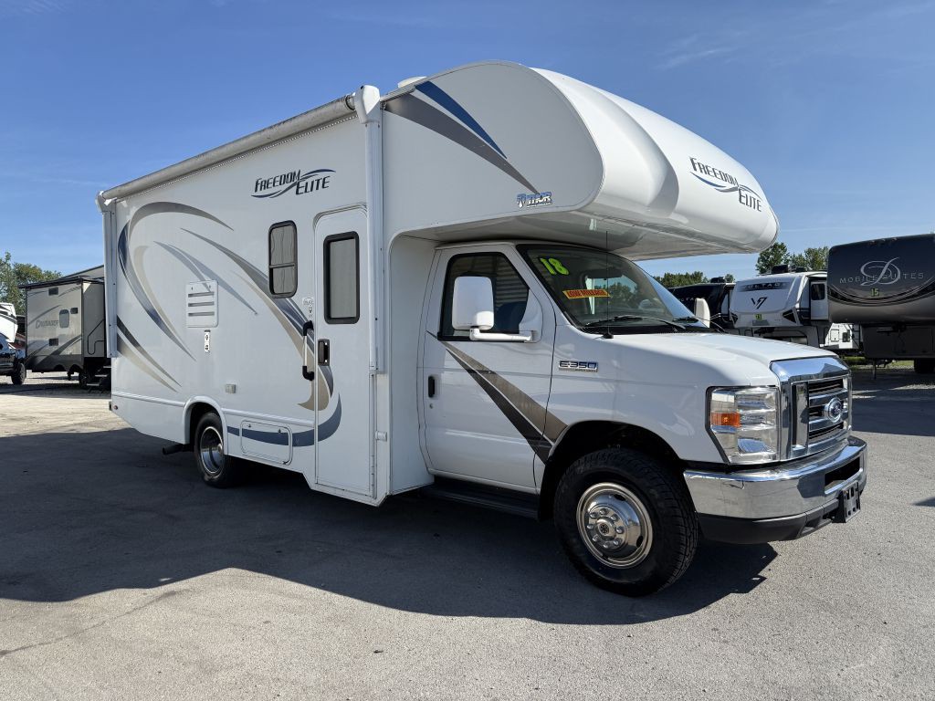 2018 Ford Econoline Image 29