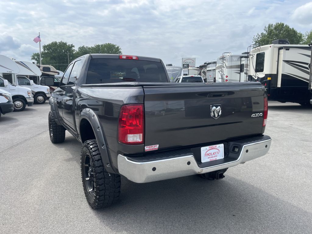 2016 RAM 2500 Image 9