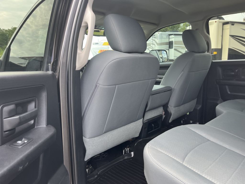 2016 RAM 2500 Image 14