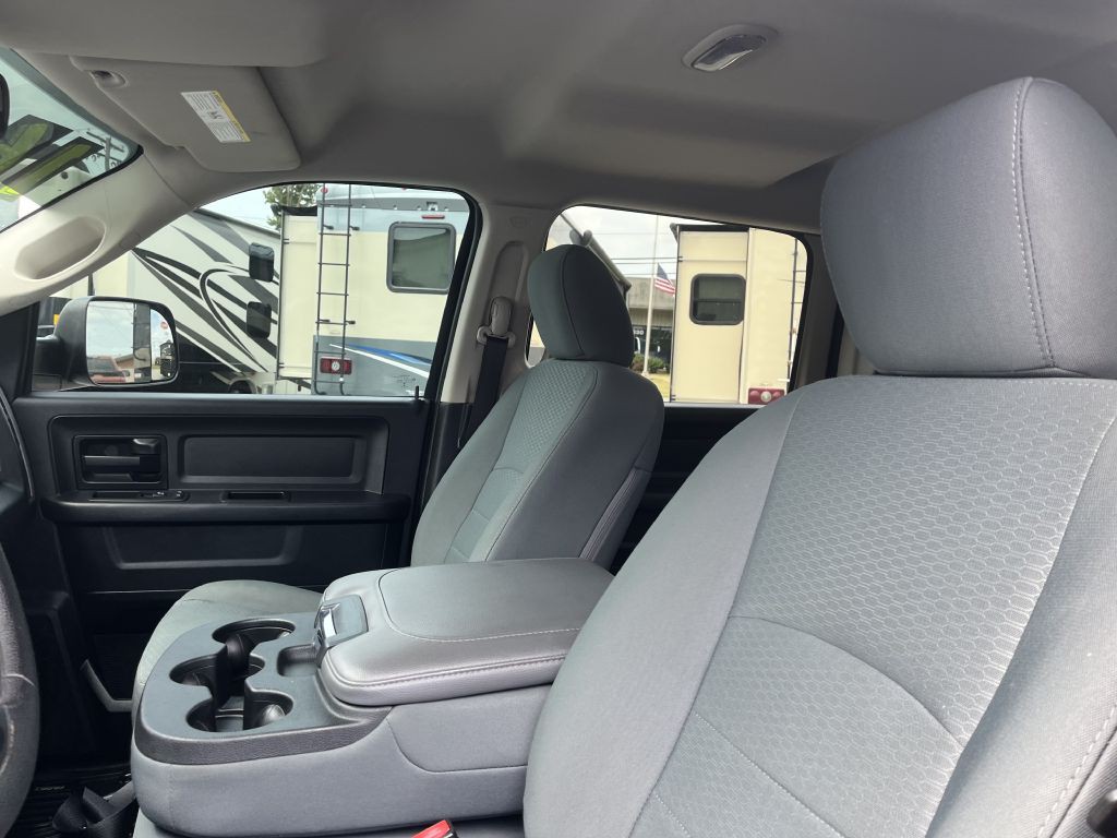 2016 RAM 2500 Image 17
