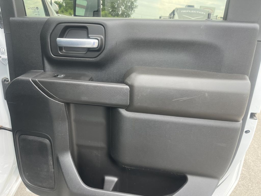 2021 Chevrolet Silverado 1500 Image 12