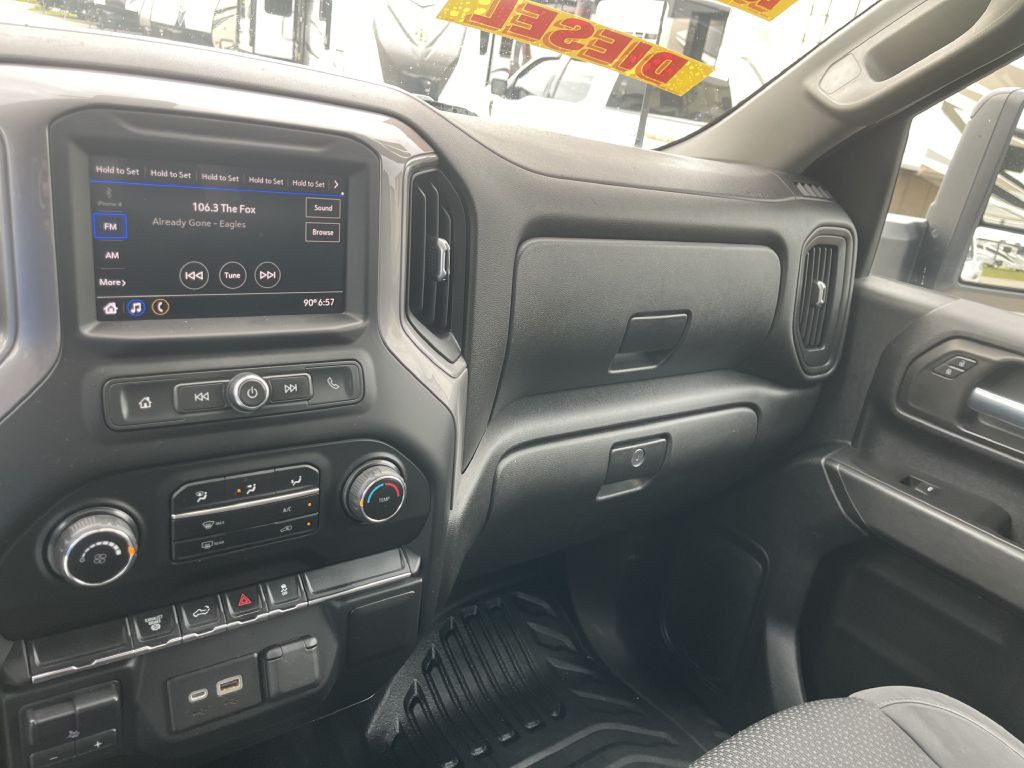 2021 Chevrolet Silverado 1500 Image 24