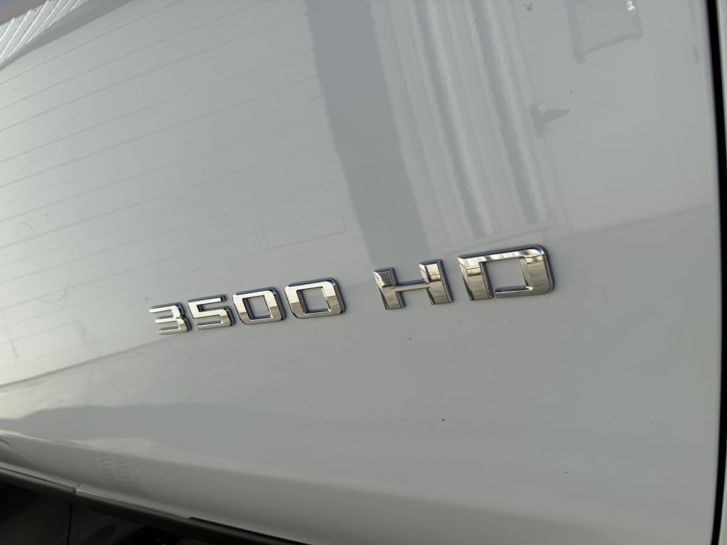 2021 Chevrolet Silverado 1500 Image 12