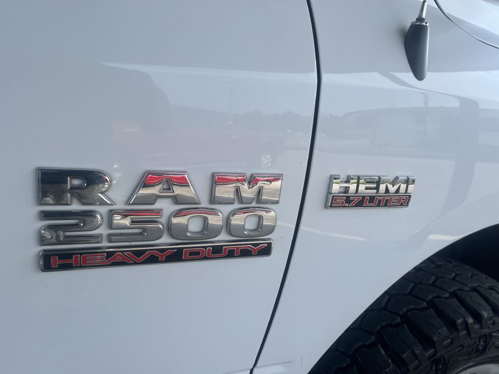 2014 RAM 2500 Image 3
