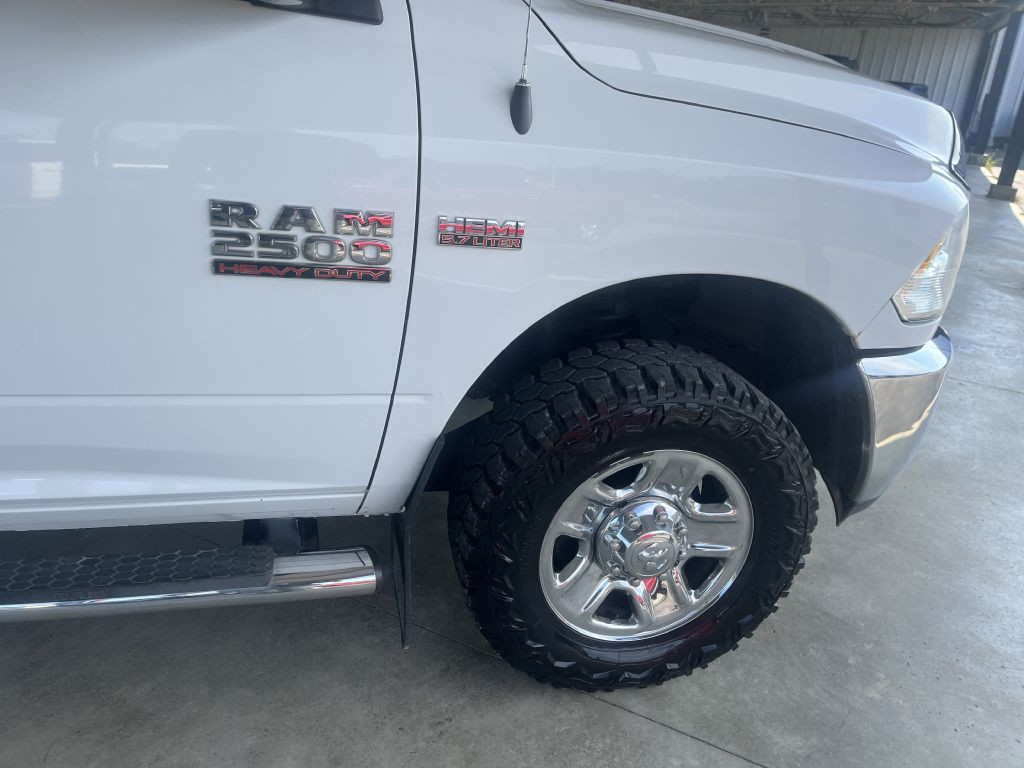 2014 RAM 2500 Image 4