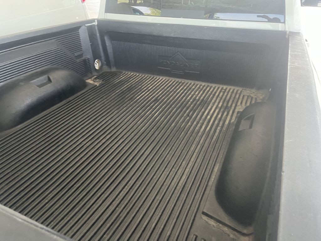 2014 RAM 2500 Image 9
