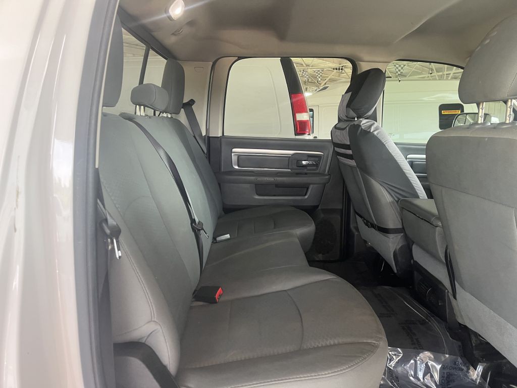 2014 RAM 2500 Image 12