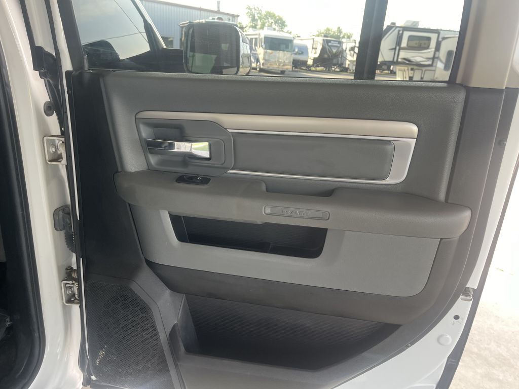 2014 RAM 2500 Image 13