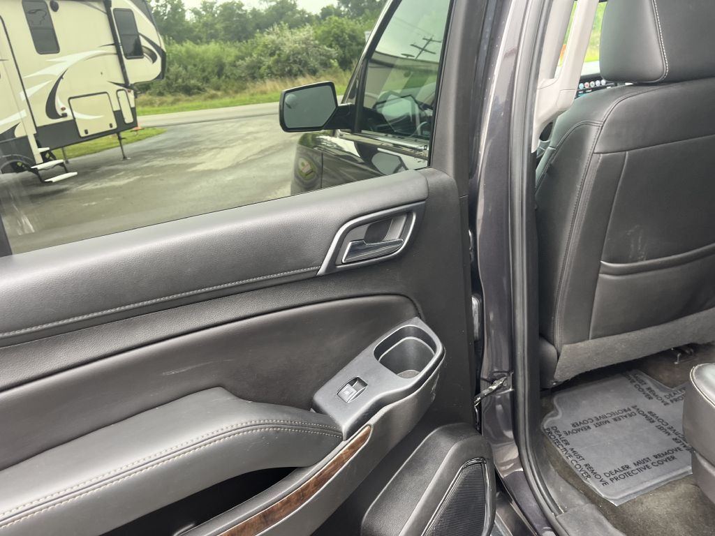 2018 Chevrolet Suburban Image 9