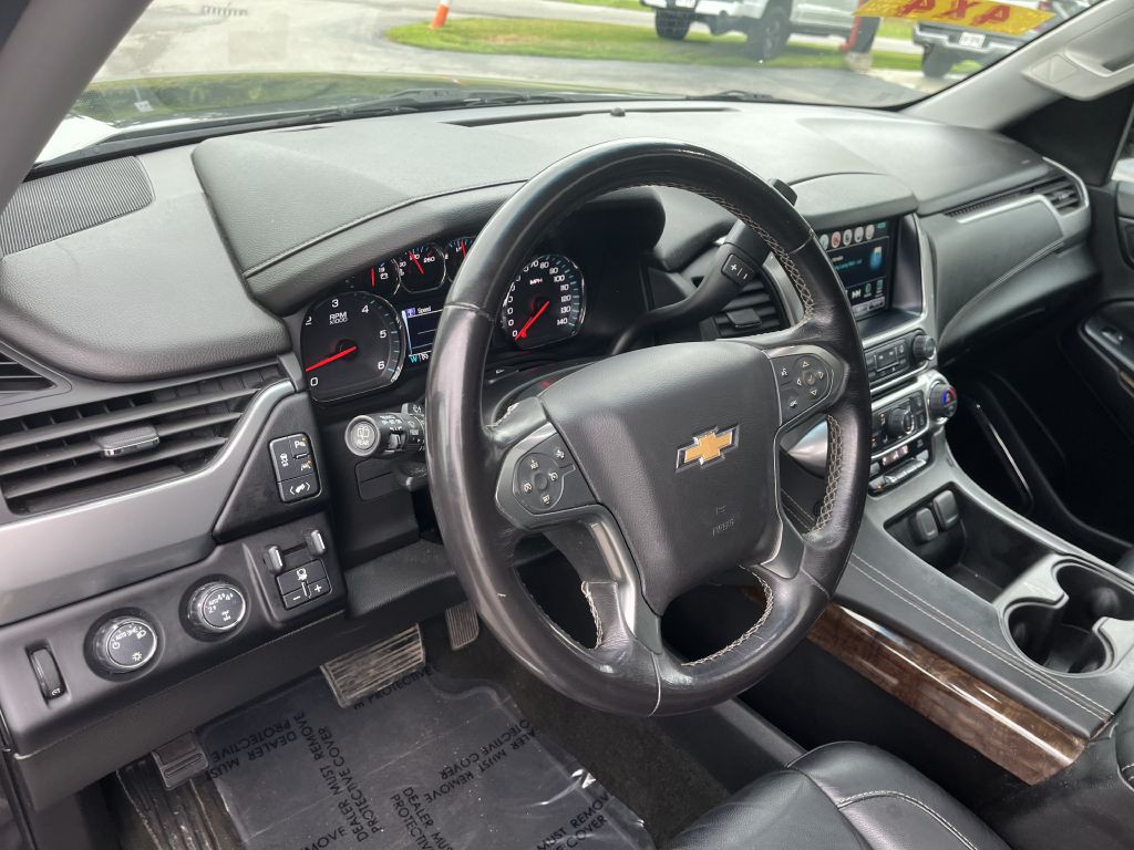 2018 Chevrolet Suburban Image 16