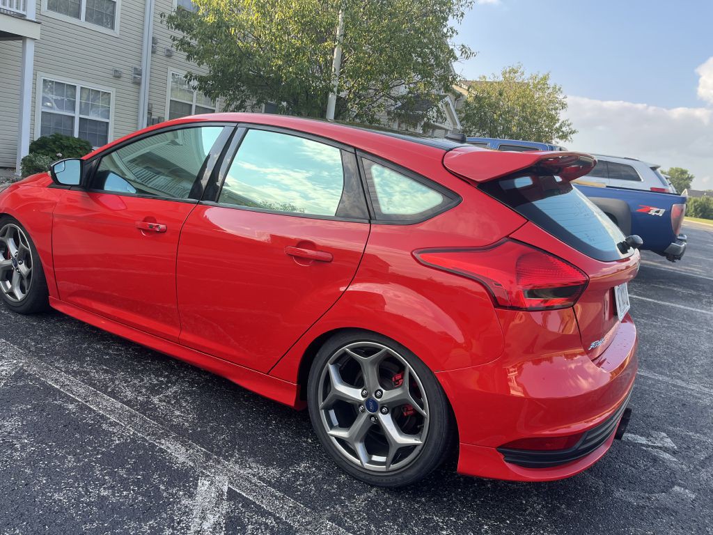 2016 Ford Focus Image 6