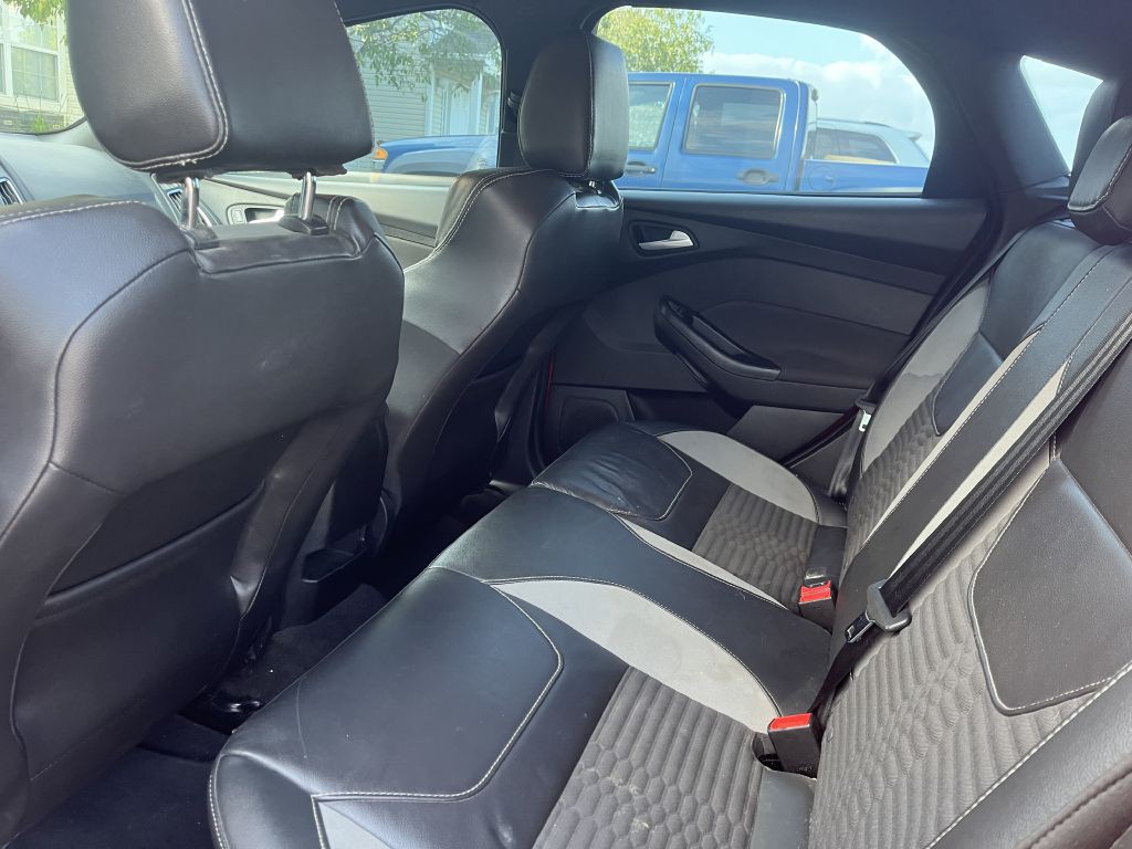 2016 Ford Focus Image 7