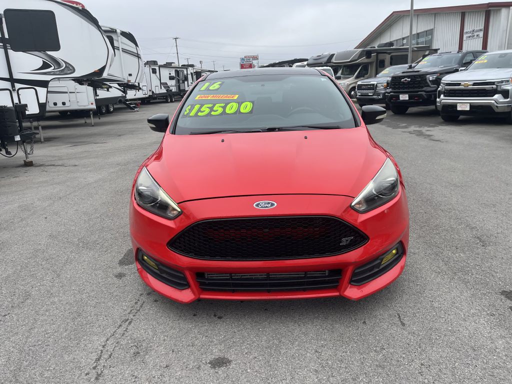 2016 Ford Focus Image 4