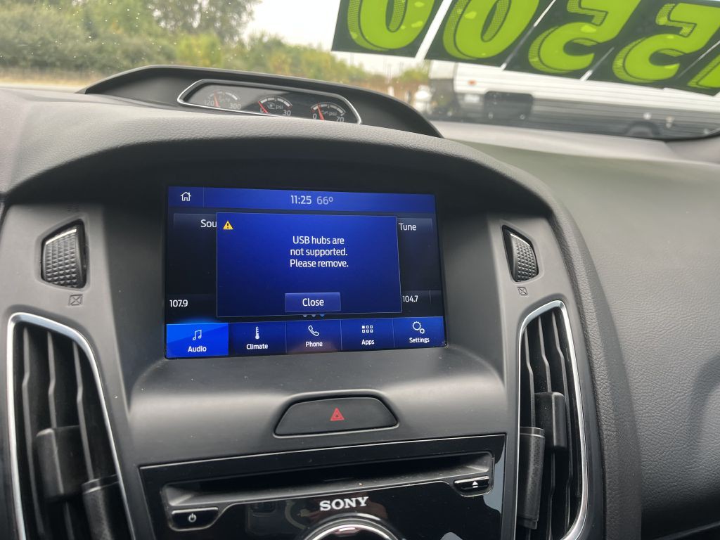 2016 Ford Focus Image 18