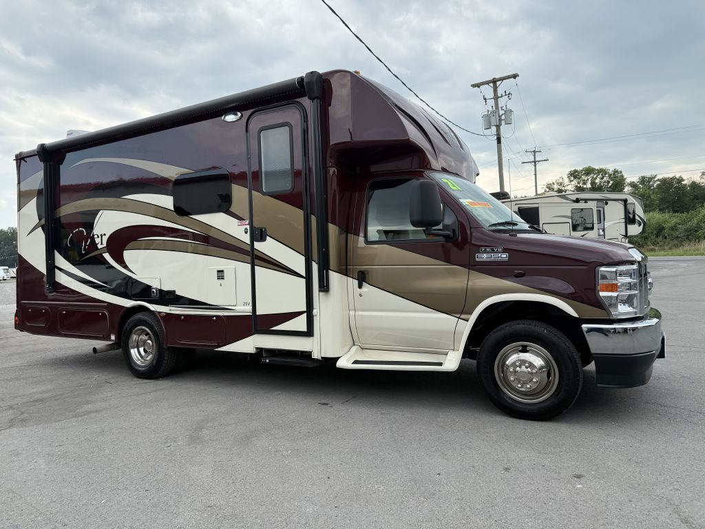 2022 Ford Econoline Image 1