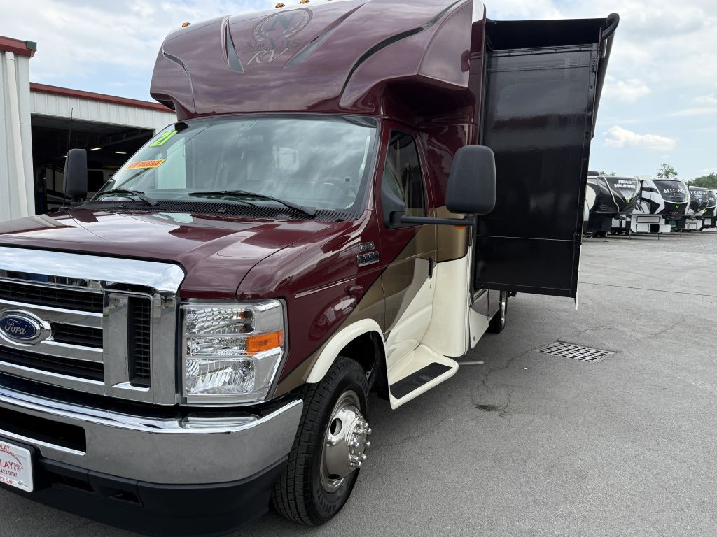 2022 Ford Econoline Image 6