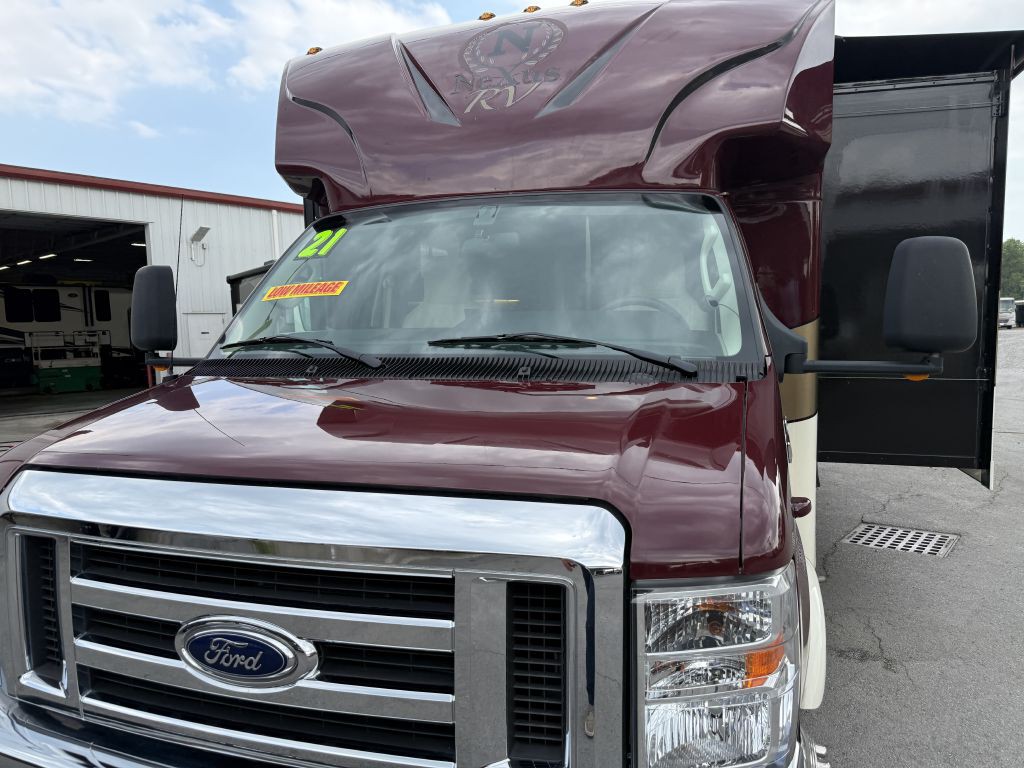 2022 Ford Econoline Image 33