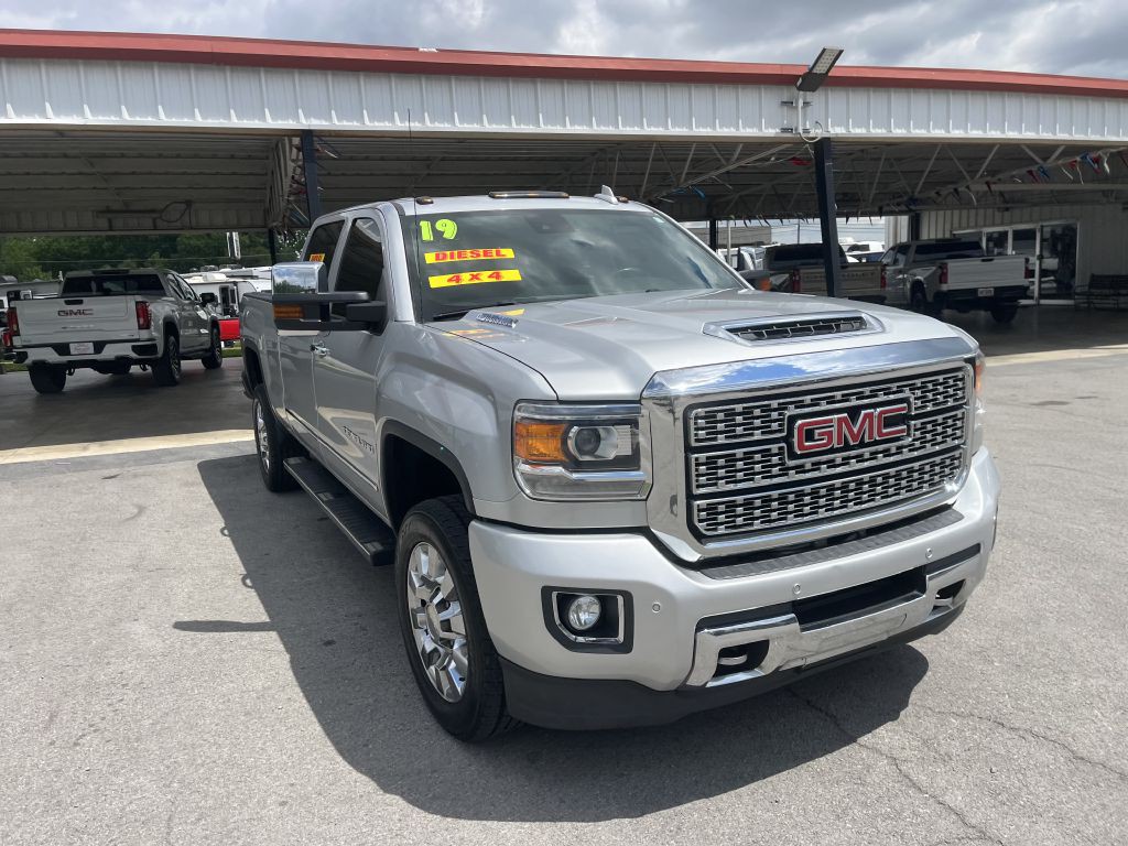 2019 GMC Sierra Image 3