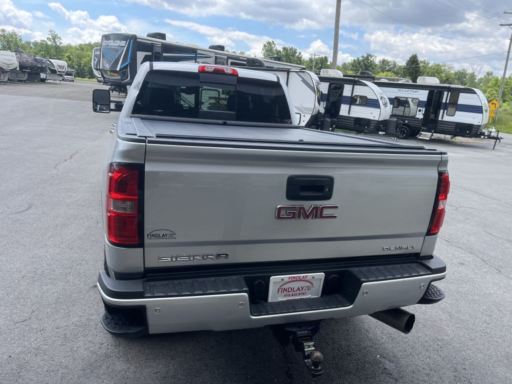 2019 GMC Sierra Image 11