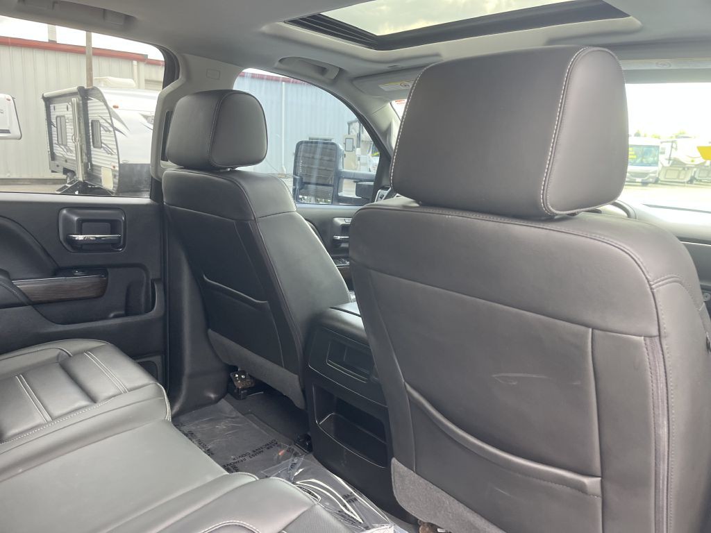 2019 GMC Sierra Image 17