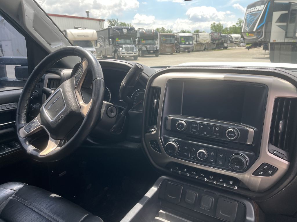 2019 GMC Sierra Image 23