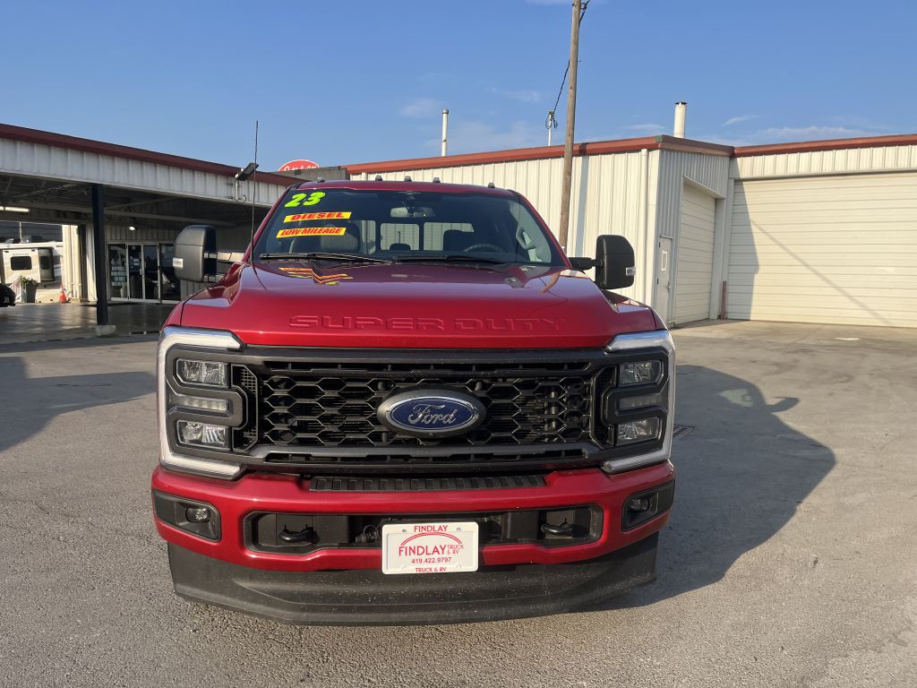2023 Ford F-250 Image 4