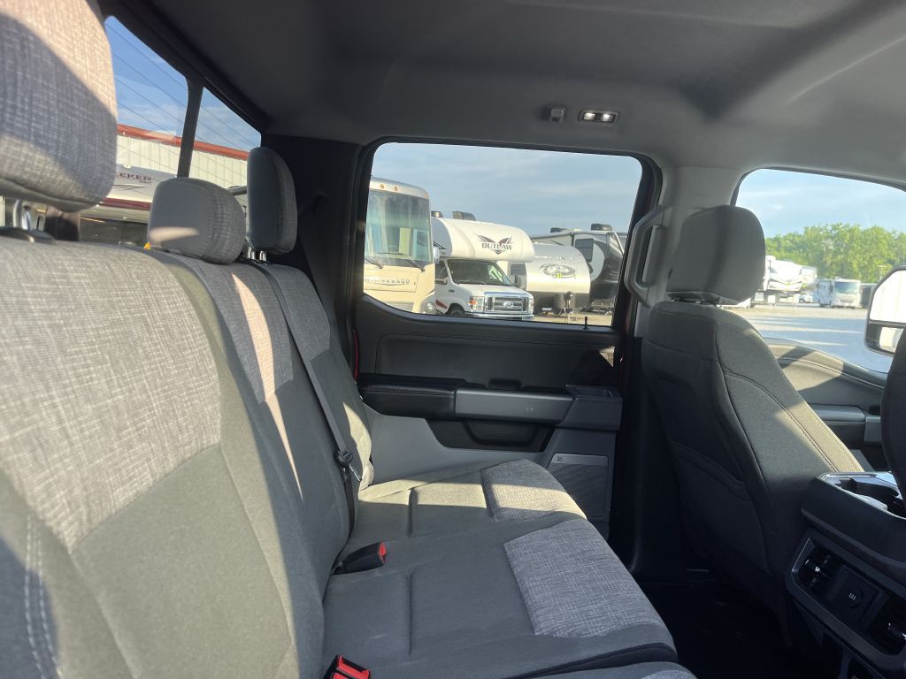 2023 Ford F-250 Image 16
