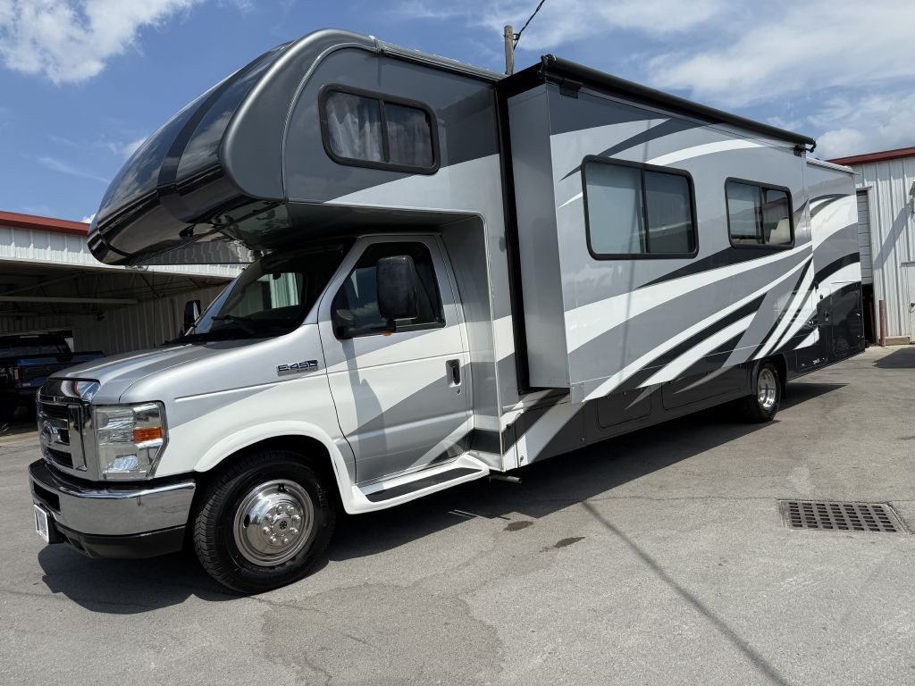 2018 Ford Econoline Image 7