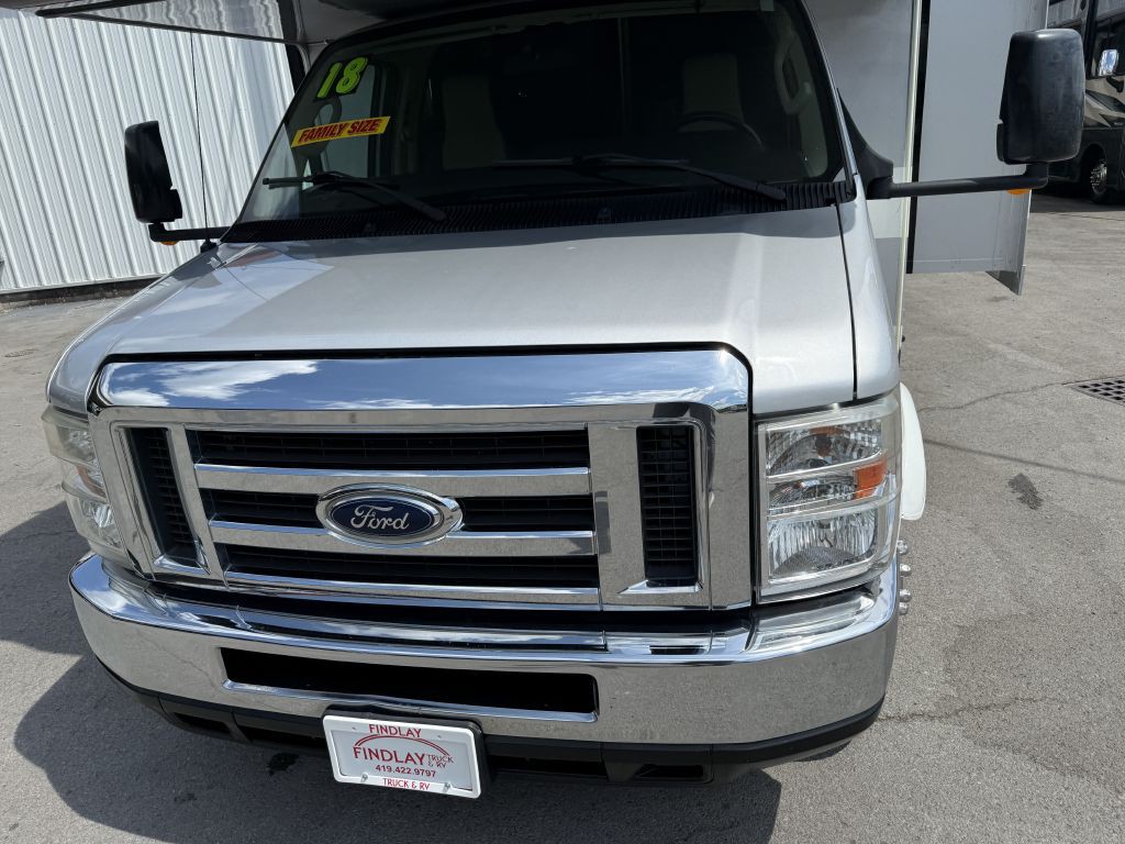 2018 Ford Econoline Image 38