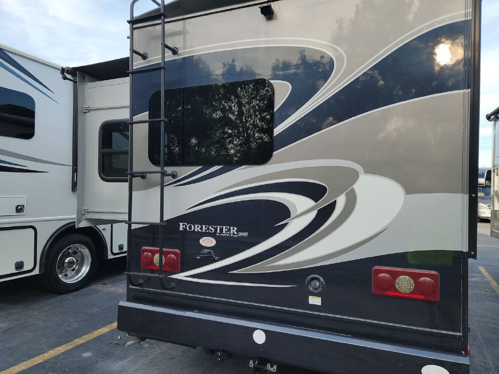 2017 Mercedes-Benz Sprinter Image 5