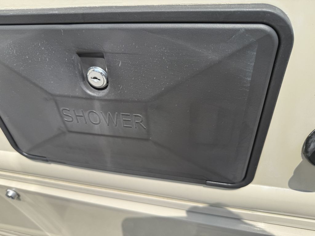 2019 Ford Econoline Image 10