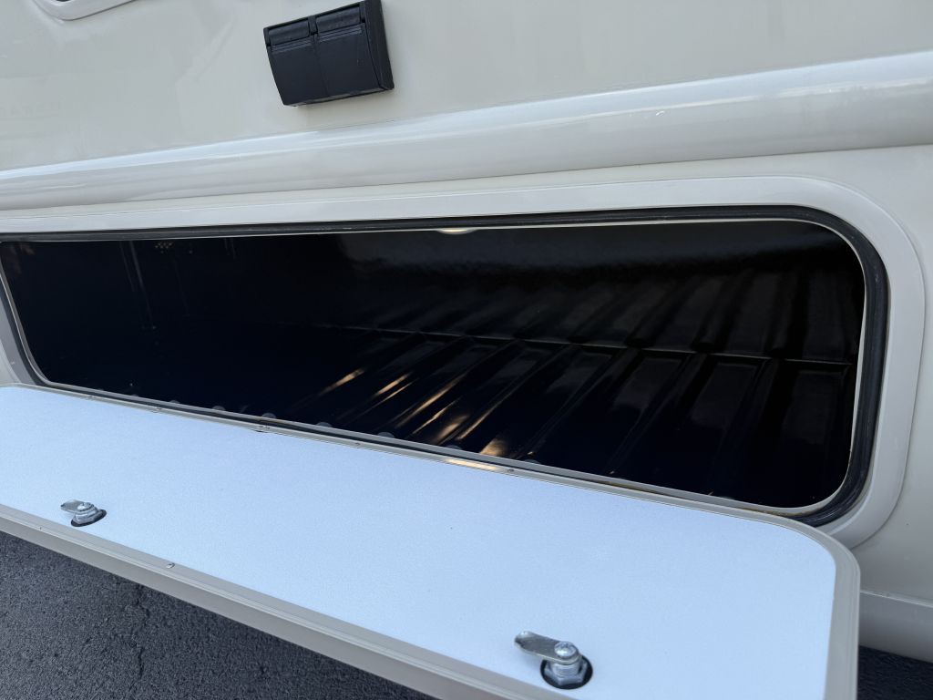 2019 Ford Econoline Image 20