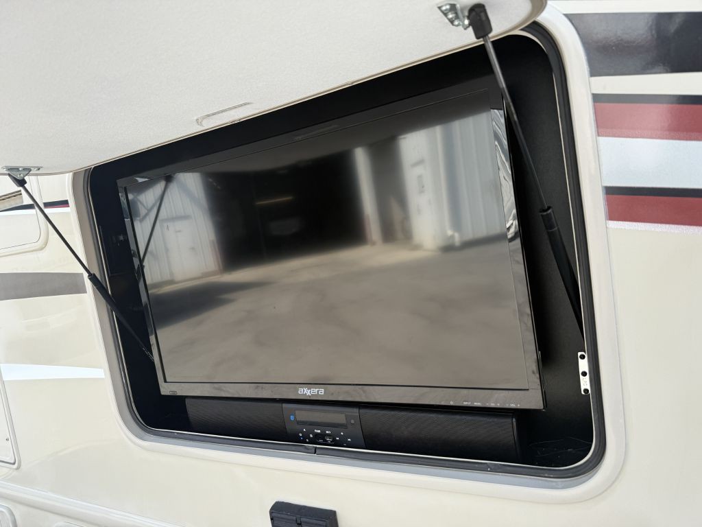 2019 Ford Econoline Image 21