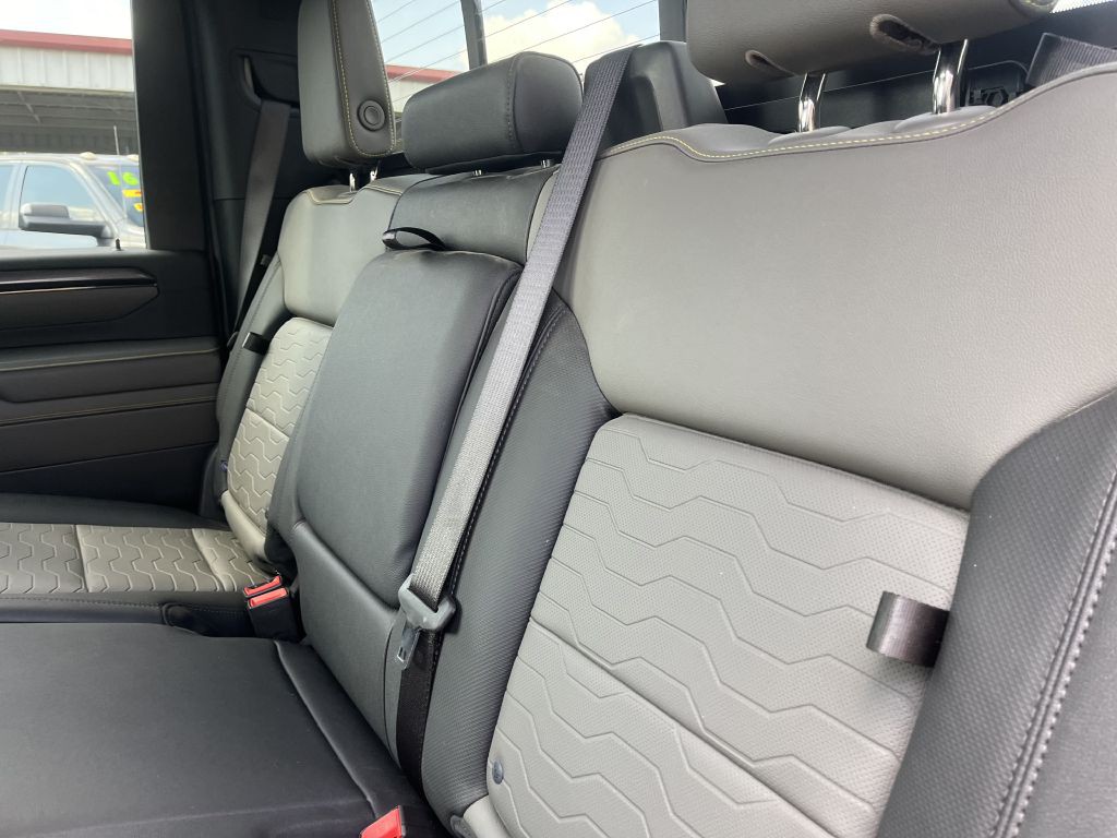 2024 Chevrolet Silverado 1500 Image 18