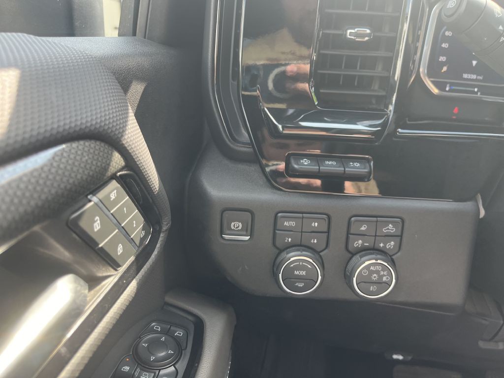2024 Chevrolet Silverado 1500 Image 28