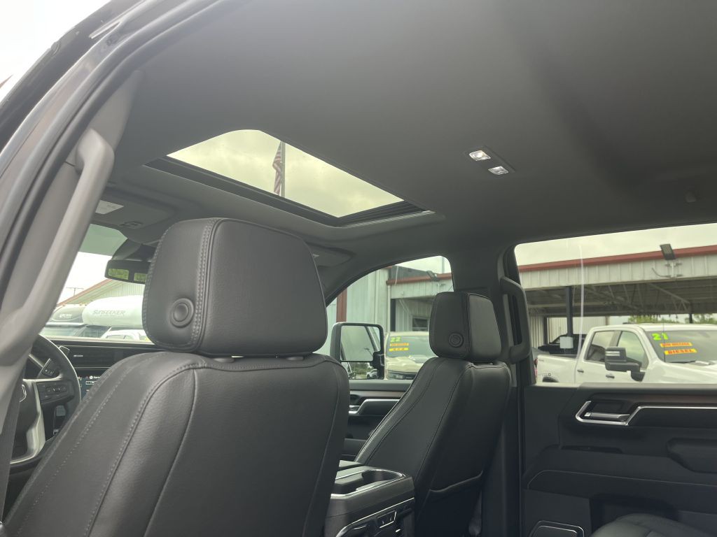2025 GMC Sierra Image 14